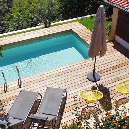 Casa Do Vale * 알바이아세레